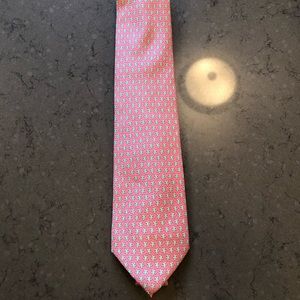Vineyard Vines Tie